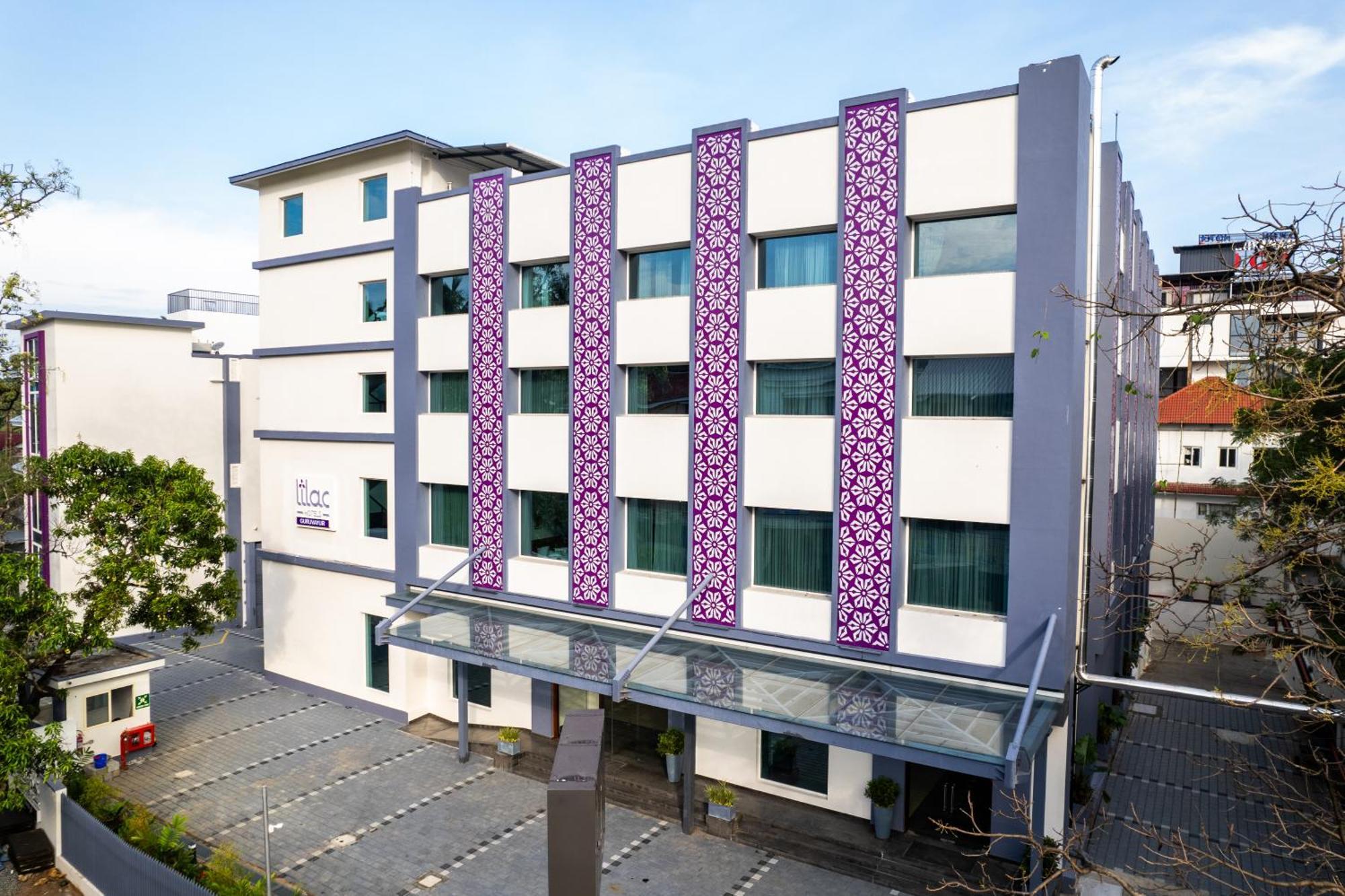 Lilac Hotel Guruvayur Bagian luar foto